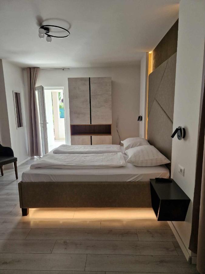 H&H Rooms Rovinj - Adults Only מראה חיצוני תמונה