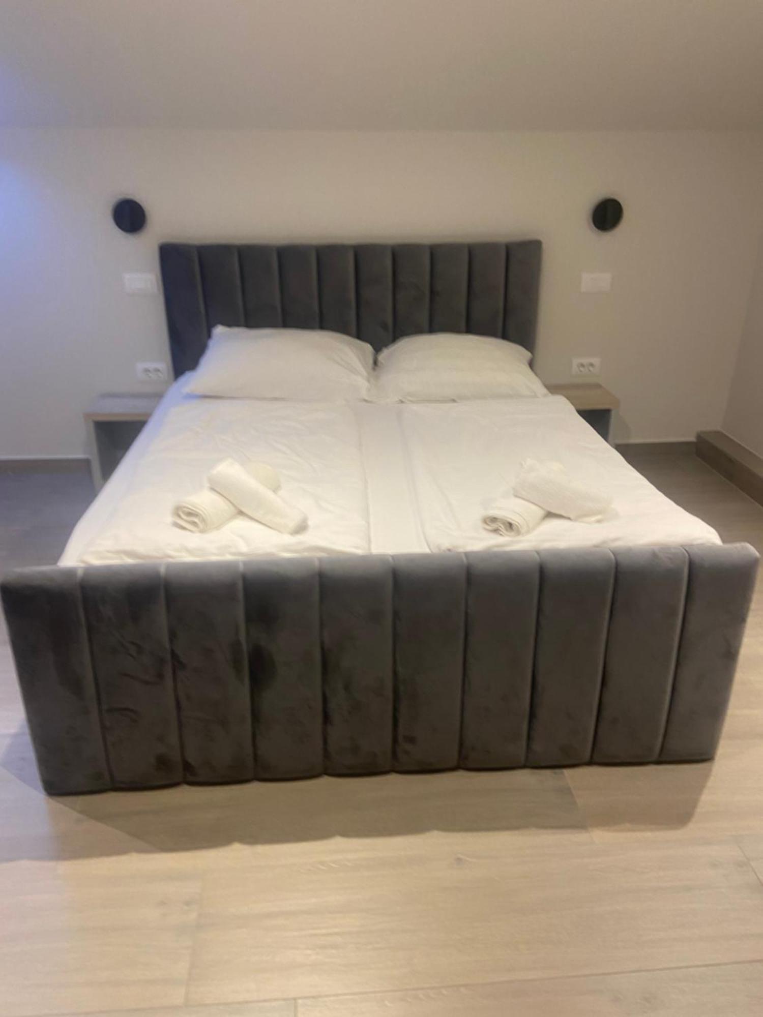 H&H Rooms Rovinj - Adults Only מראה חיצוני תמונה